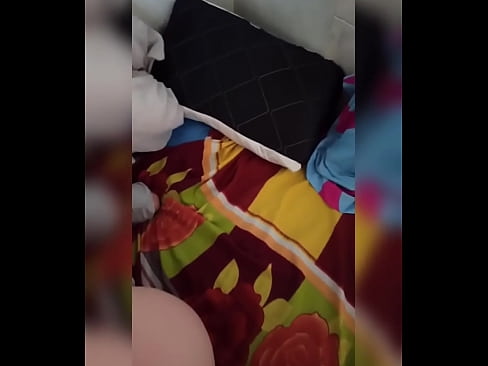 ❤️ 我的室友一個人呆在家裡,因為她的丈夫去度假了,我趁機操她,給她灌奶 ❤ 只是色情 在我們 ️❤
